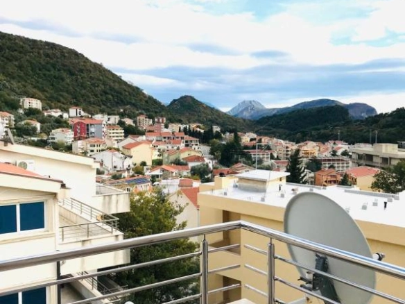 Dvosoban stan 61 m² sa panoramskim pogledom na more – Petrovac, Budva
