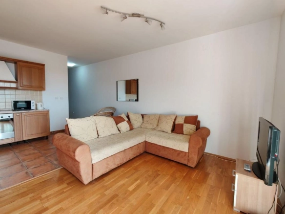 Jednosoban stan 55 m² sa pogledom na more – Petrovac, Budva