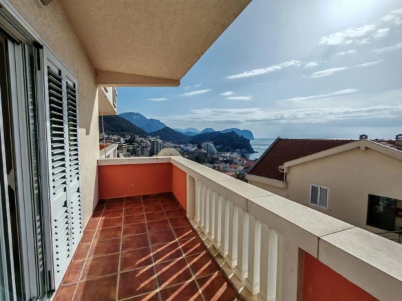 Jednosoban stan 55 m² sa pogledom na more – Petrovac, Budva