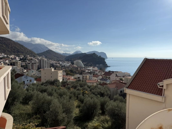 Jednosoban stan 55 m² sa pogledom na more – Petrovac, Budva