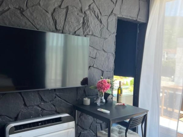 Kuća 167 m² u zatvorenom naselju sa podnim grijanjem – Lastva Grbaljska, Kotor