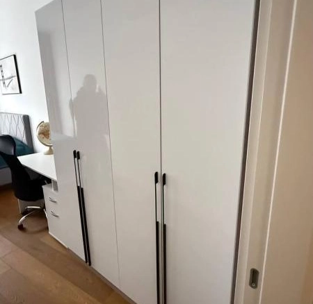 Dvosoban stan 80 m² sa terasom i pogledom na planine – Soho City, Bar