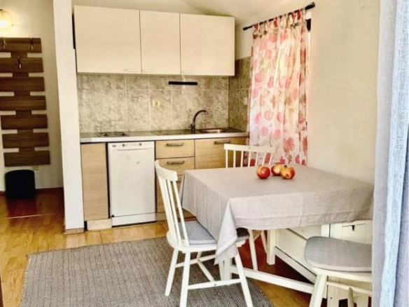 Jednosoban stan 46 m² sa pogledom na more i planine – Bečići, Budva