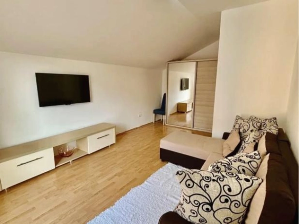 Jednosoban stan 46 m² sa pogledom na more i planine – Bečići, Budva