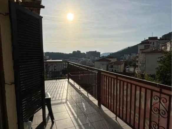 Jednosoban stan 46 m² sa pogledom na more i planine – Bečići, Budva
