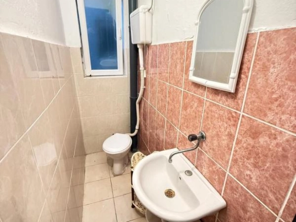 Dio kuće 108 m² na dva nivoa sa zasebnim ulazom – Sutomore, Bar