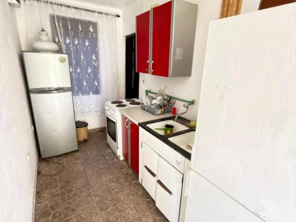 Dio kuće 108 m² na dva nivoa sa zasebnim ulazom – Sutomore, Bar