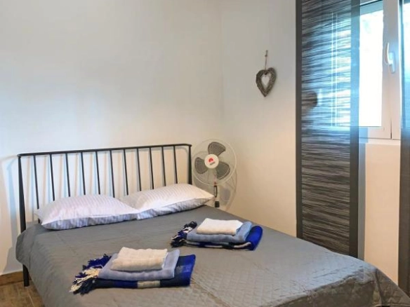 Kuća 92 m² na dvije etaže sa odvojenim ulazima – Sutomore, Bar