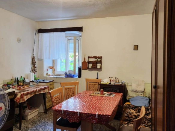 Polovina stare kamene kuće 126 m² sa pogledom na more – Igalo, Herceg Novi