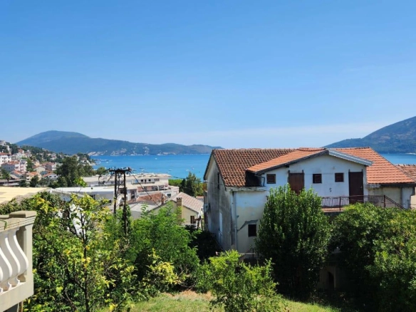 Polovina stare kamene kuće 126 m² sa pogledom na more – Igalo, Herceg Novi