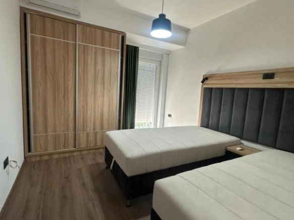 Dvosoban stan 70 m² u novom kompleksu sa bazenom – Ulcinj