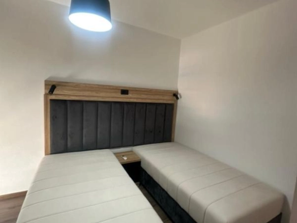 Dvosoban stan 70 m² u novom kompleksu sa bazenom – Ulcinj