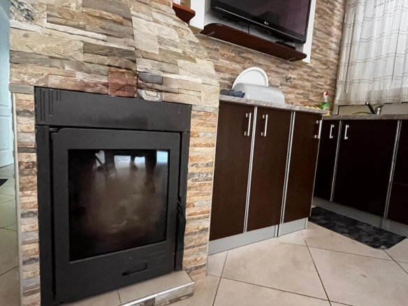 Jednosoban stan 47 m² sa terasom od 100 m² – Petrovac, Budva
