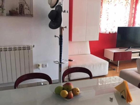 Dvosoban stan 82 m² sa pogledom na zaliv – Herceg Novi