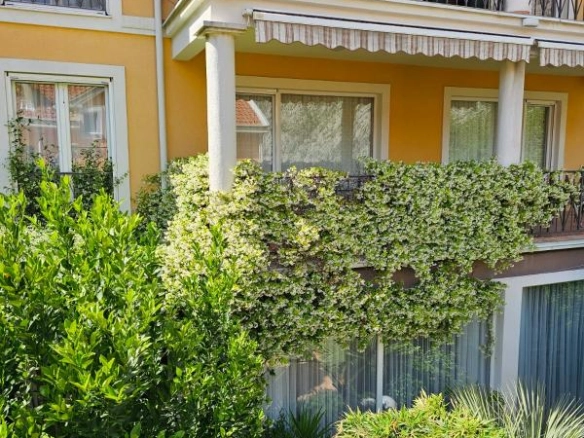 Jednosoban stan 63 m² sa pogledom na zaliv i planine – Orahovac, Kotor
