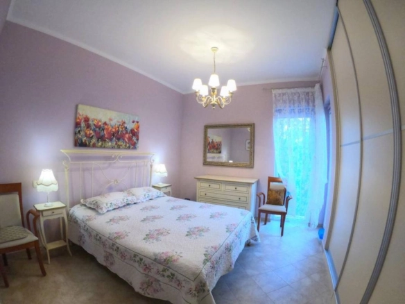 Jednosoban stan 63 m² sa pogledom na zaliv i planine – Orahovac, Kotor