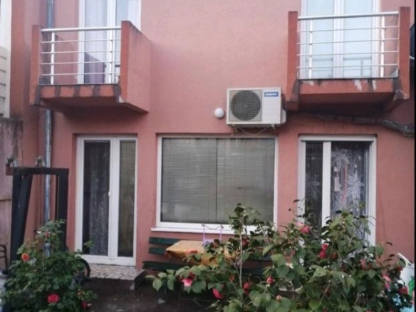 Kuća 162 m² sa dvorištem i parkingom – Zabjelo, Podgorica