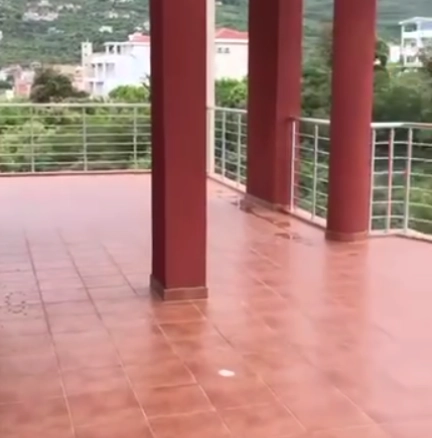 Trosoban penthaus 227 m² na prvoj liniji do mora – Dobra Voda, Bar