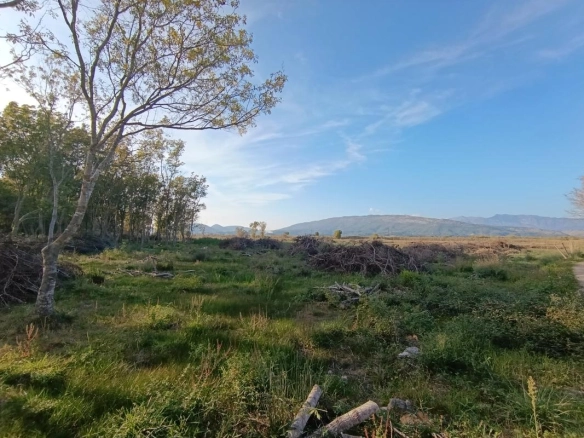 Plac 14.608 m² uz morsku lagunu kod Velike Plaže – Donji Štoj, Ulcinj