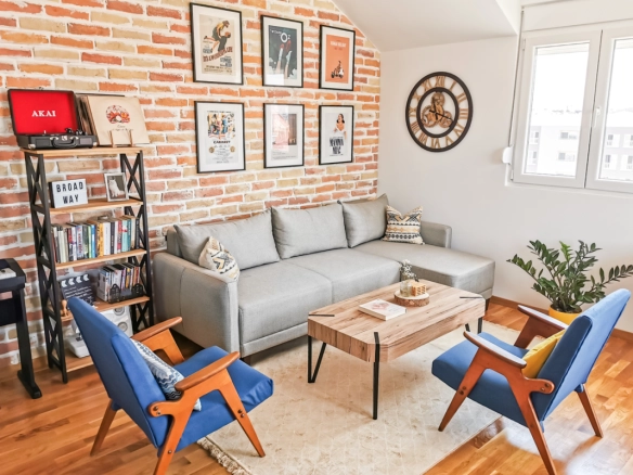 Dvosoban stan 61 m² sa terasom, namješten – Ljubović, Podgorica