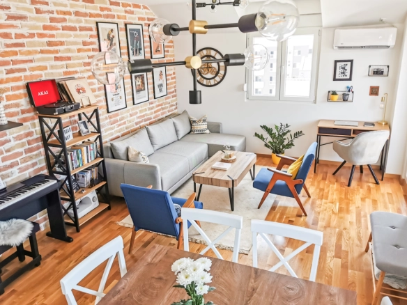Dvosoban stan 61 m² sa terasom, namješten – Ljubović, Podgorica