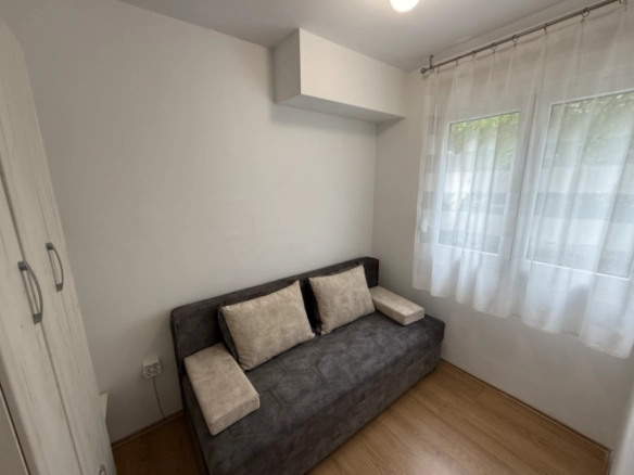 Dvosoban stan 51 m² sa privatnim dvorištem – Bijeli Do, Budva