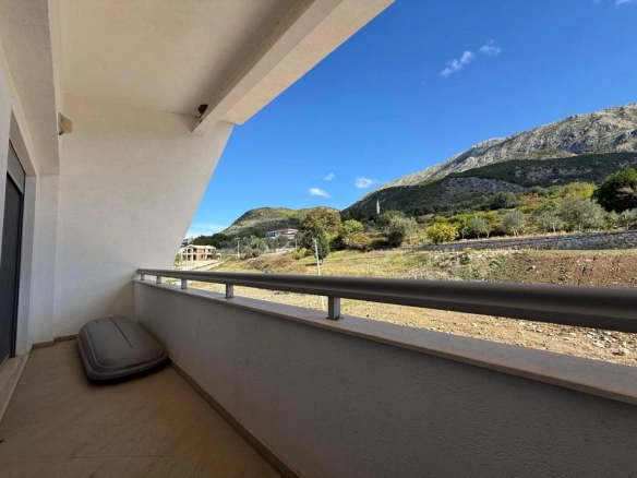 Trosoban stan 129 m² sa panoramskim pogledom na more – Dobra Voda, Bar