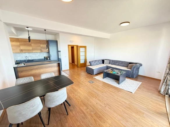 Trosoban stan 129 m² sa panoramskim pogledom na more – Dobra Voda, Bar