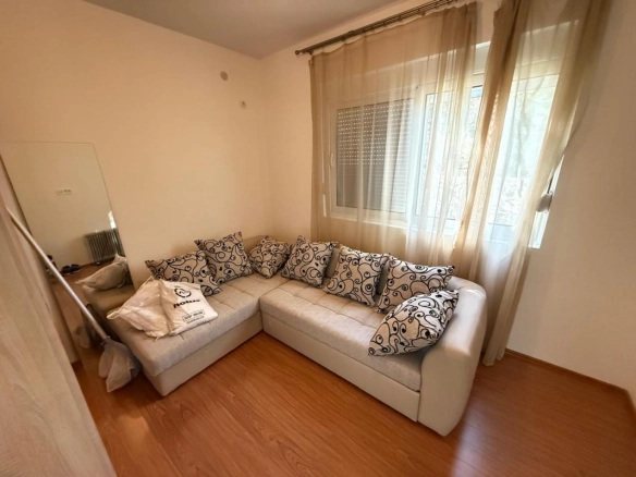 Kuća 150 m² sa bazenom i panoramskim pogledom na more – Ratac, Bar