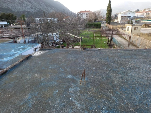 Kuća 140 m² na prvoj liniji do mora – Igalo, Herceg Novi