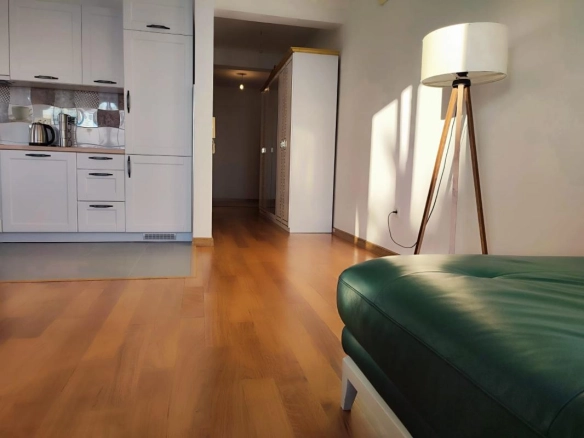 Trosoban stan 104 m² sa pogledom na more u kompleksu s bazenom – Dobra Voda, Bar