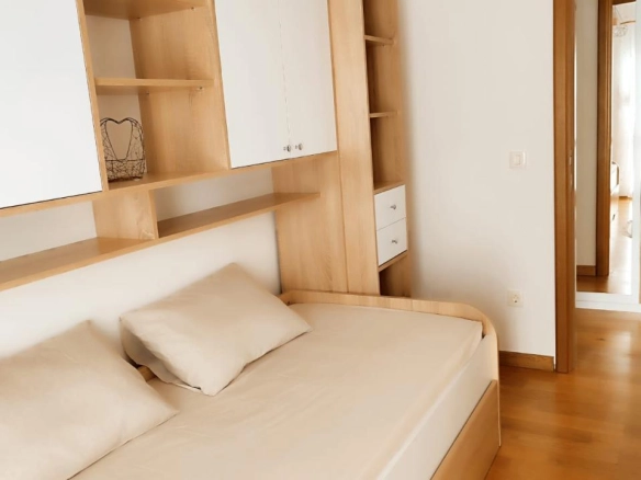 Trosoban stan 104 m² sa pogledom na more u kompleksu s bazenom – Dobra Voda, Bar