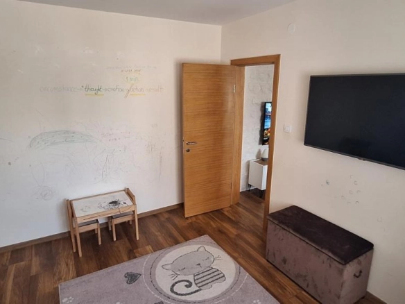 Trosoban stan 89 m² potpuno renoviran i namješten – Podgorica