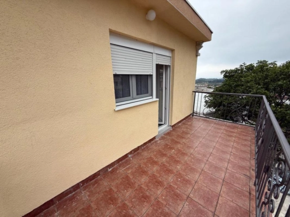 Kuća 68 m² sa pogledom na more na placu od 108 m² – Sutomore, Bar
