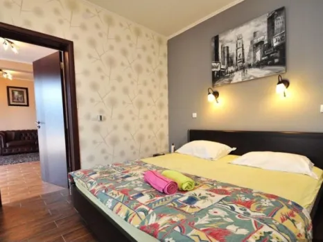 Kuća 330 m² na prvoj liniji do mora – Baošići, Herceg Novi