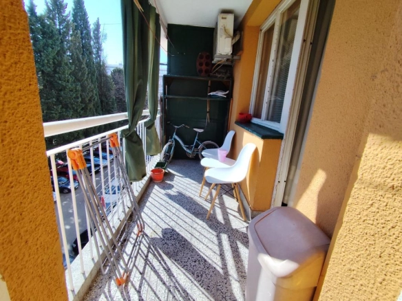 Jednosoban stan 44 m² na drugom spratu, namješten – Preko Morače, Podgorica