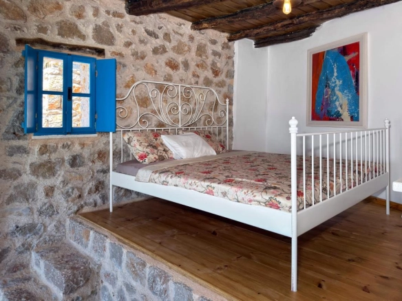 Kuća 100 m² sa pogledom na more i Skadarsko jezero – Dobra Voda, Bar