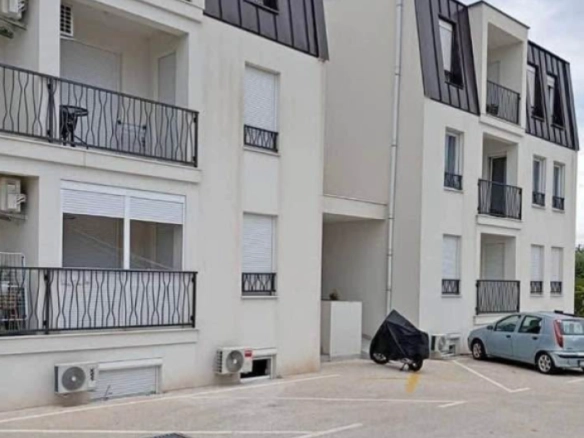 Jednosoban stan 49 m² u novogradnji sa parkingom – Donja Gorica, Podgorica