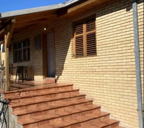 Porodična kuća 170 m² sa parkingom i pločom za drugu kuću – Stari Bar, Bar