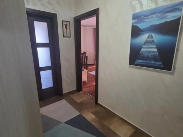 Dvosoban stan 73 m² sa garažom i velikom terasom – Tuški put, Podgorica