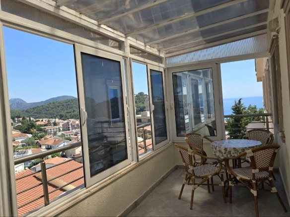 Dvosoban stan 74 m² sa panoramskim pogledom na more – Petrovac, Budva
