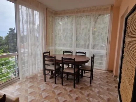 Kuća 156 m² sa dva stana i pogledom na more – Zeleni pojas, Bar