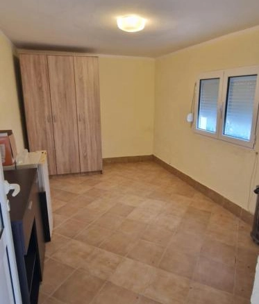 Kuća 156 m² sa dva stana i pogledom na more – Zeleni pojas, Bar