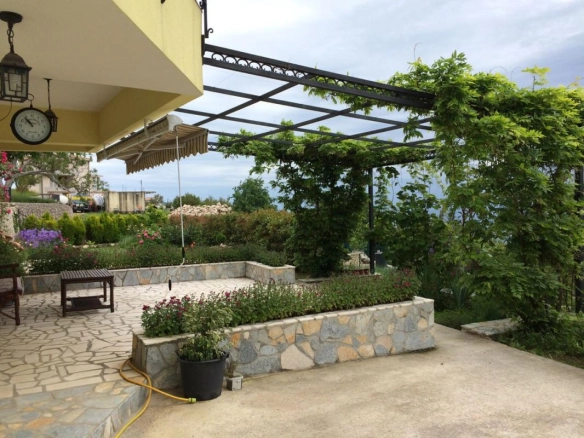 Kuća 380 m² sa pogledom na more i placom od 3485 m² – Dobra Voda, Bar