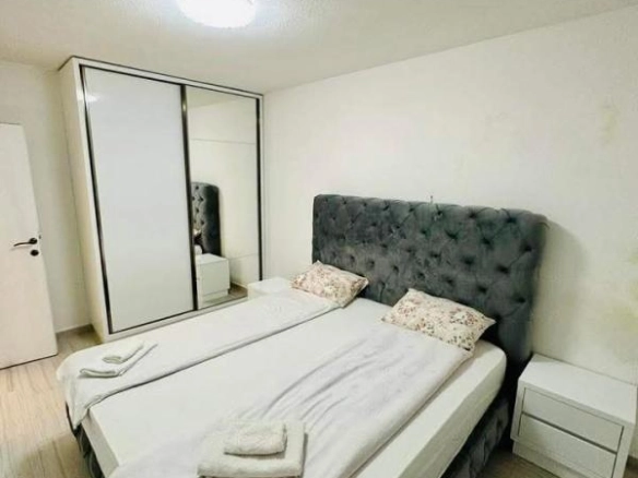 Kuća 170 m² sa bazenom i pogledom na more – Dobra Voda, Bar