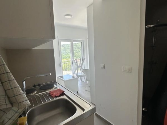 Trosoban stan 72 m² sa garsonjerom i pogledom na more – Sutomore, Bar