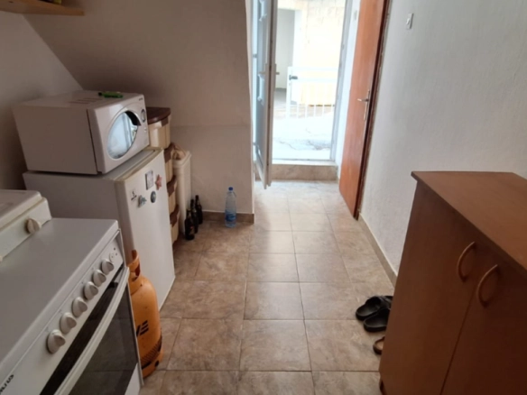 Trosoban stan 72 m² sa garsonjerom i pogledom na more – Sutomore, Bar