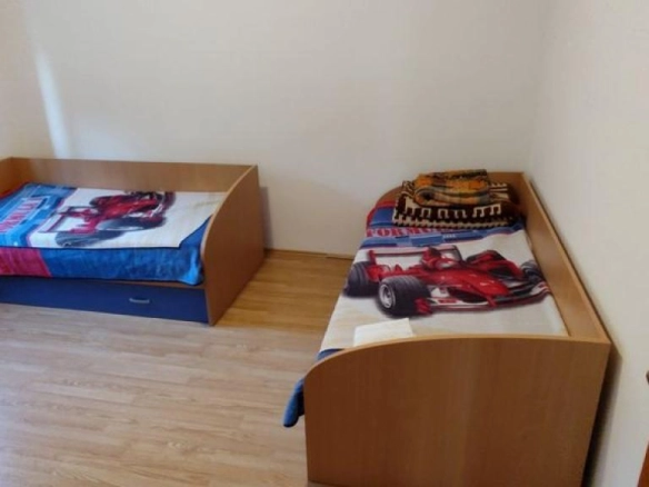 Dvije kuće 326 m² na zajedničkom placu s voćkama i lozom – Murtovina, Podgorica