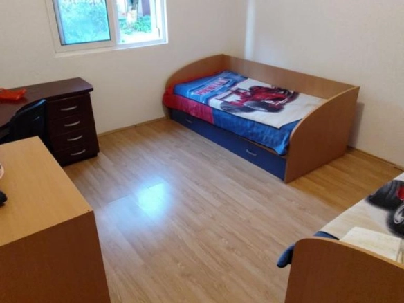 Dvije kuće 326 m² na zajedničkom placu s voćkama i lozom – Murtovina, Podgorica