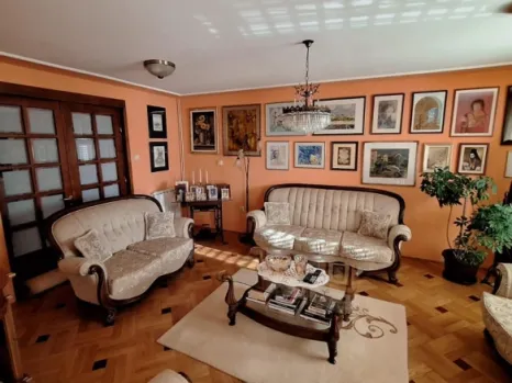 Kuća sa krovnom terasom u Šušnju
